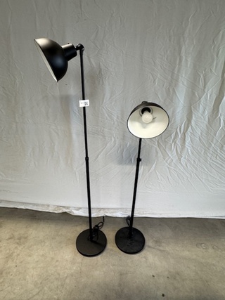 2x Vloerlamp Ikea, Skurup, zwart